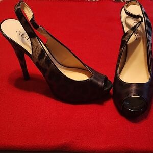 GUESS Women's Black Peep Toe Heels